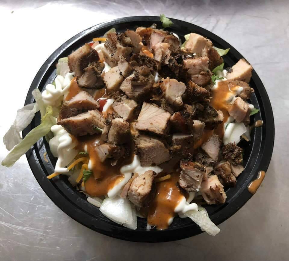 Jerk N More | restaurant | 29 N Genesee St, Waukegan, IL 60085, USA | 8475277733 OR +1 847-527-7733