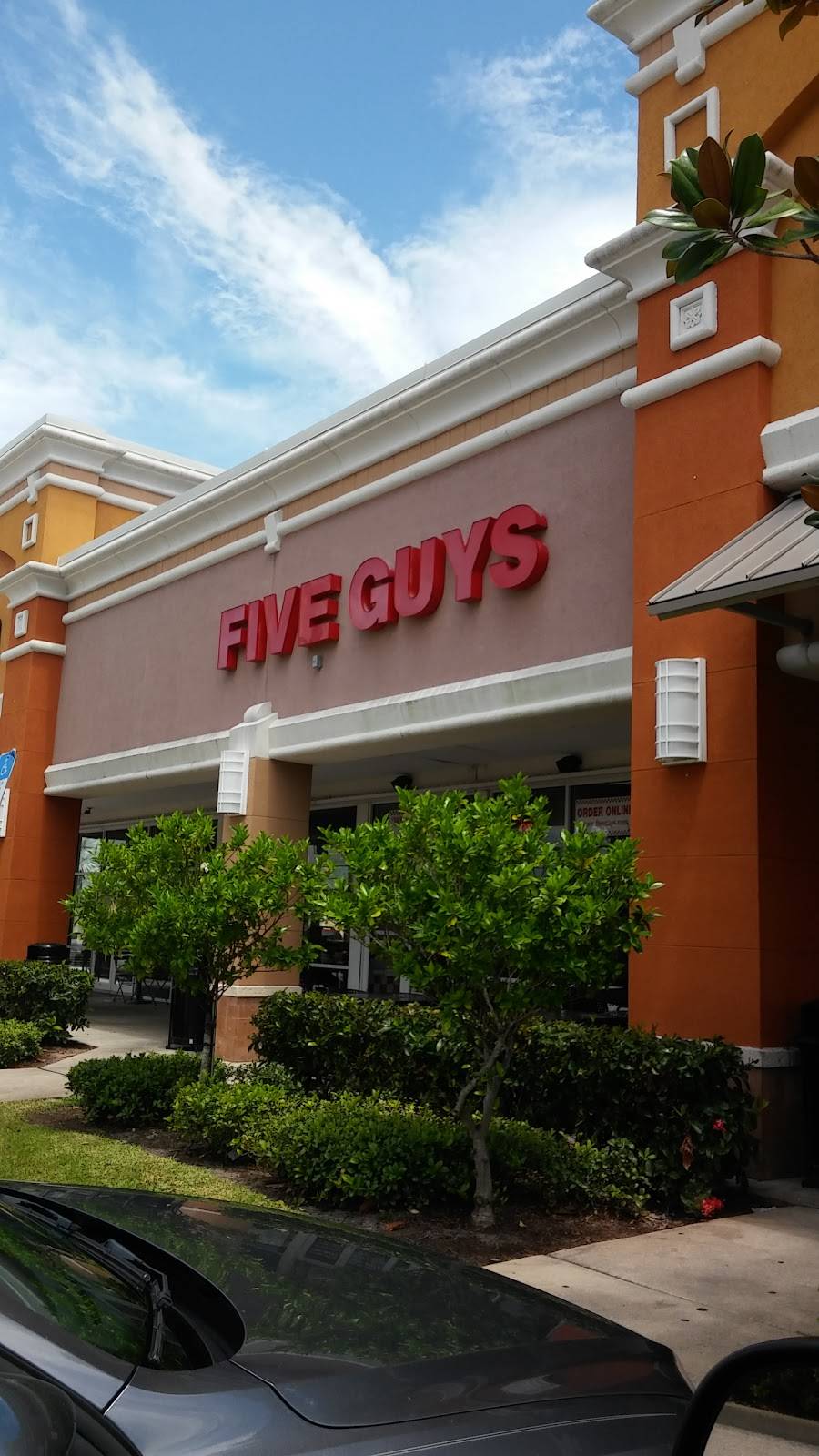 Five Guys | meal takeaway | 2185 SE Federal Hwy, Stuart, FL 34994, USA | 7722835454 OR +1 772-283-5454