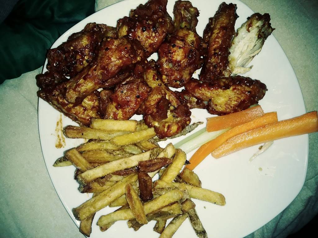 Wingstop | restaurant | 804 N Landing Way ste a, Renton, WA 98057, USA | 4252078659 OR +1 425-207-8659