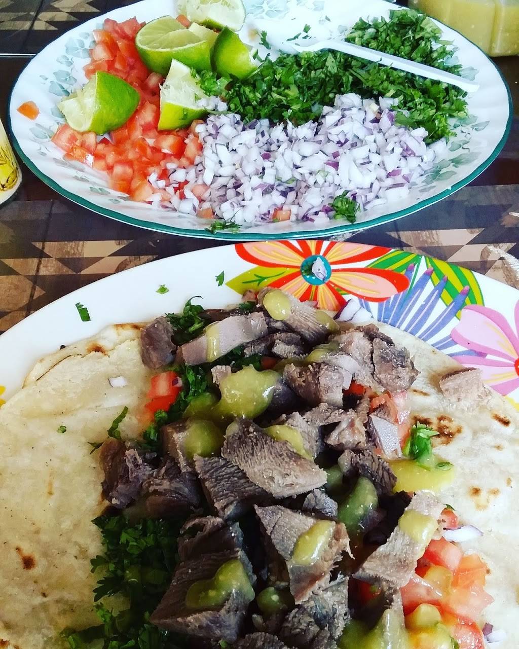 Victors Mexican Grill | restaurant | 2509 Mt Vernon Ave, Bakersfield, CA 93306, USA | 6618437070 OR +1 661-843-7070