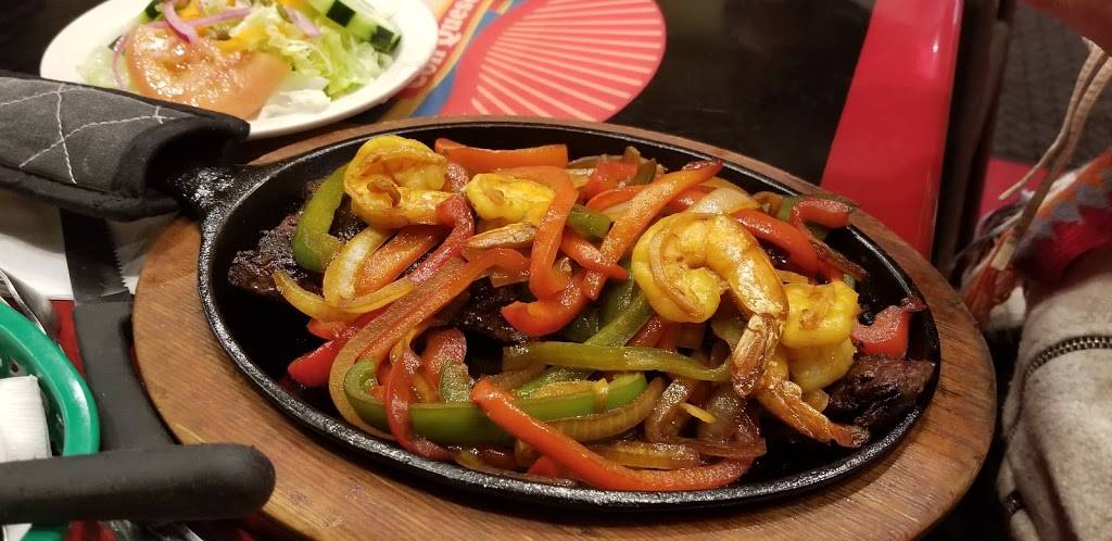 Las Arepas De Mama | bakery | 44 N Franklin St, Hempstead, NY 11550, USA | 5162809134 OR +1 516-280-9134