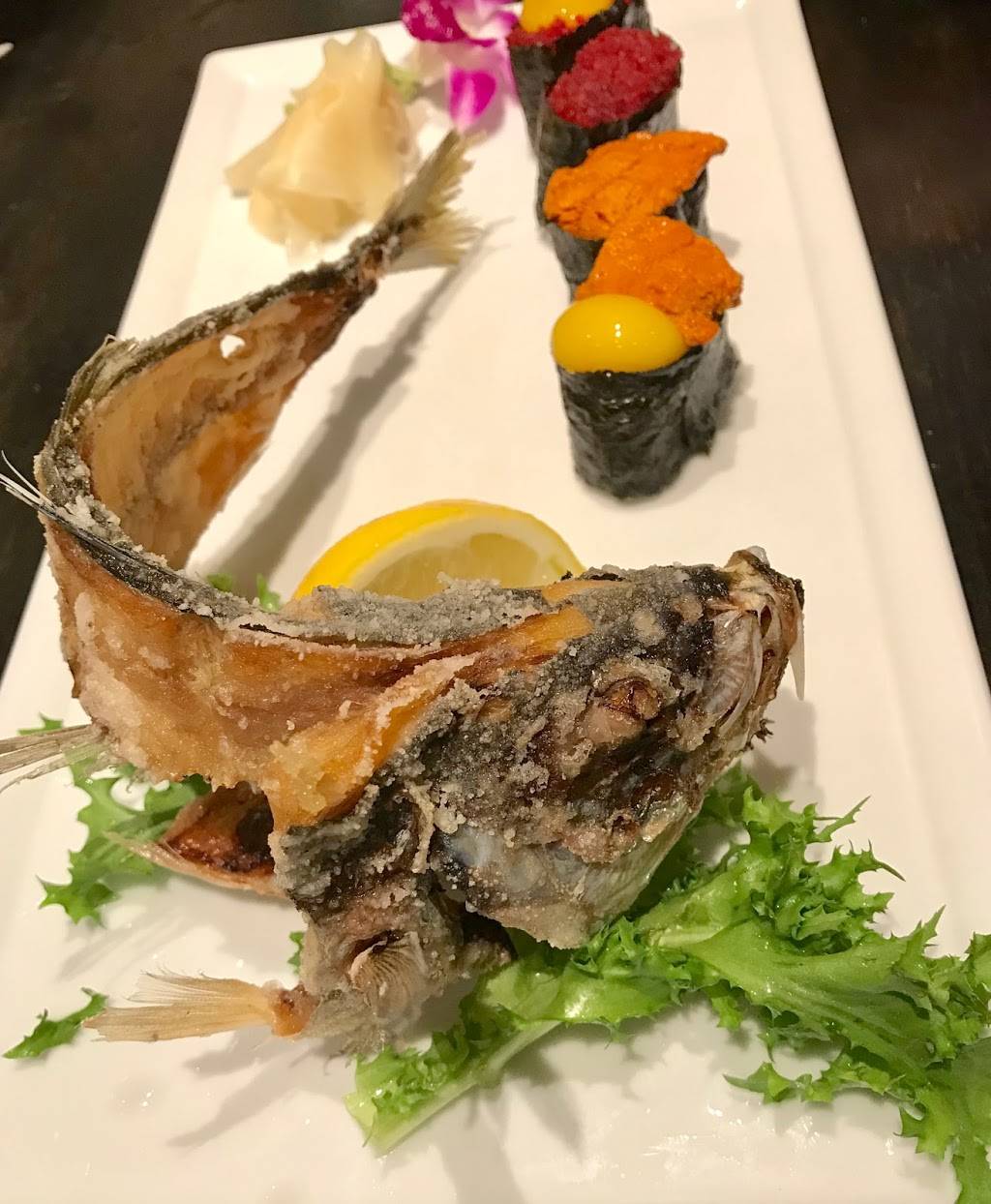 MoMo Sushi | restaurant | 17 Turnpike Square, Milford, CT 06460, USA | 2038777686 OR +1 203-877-7686