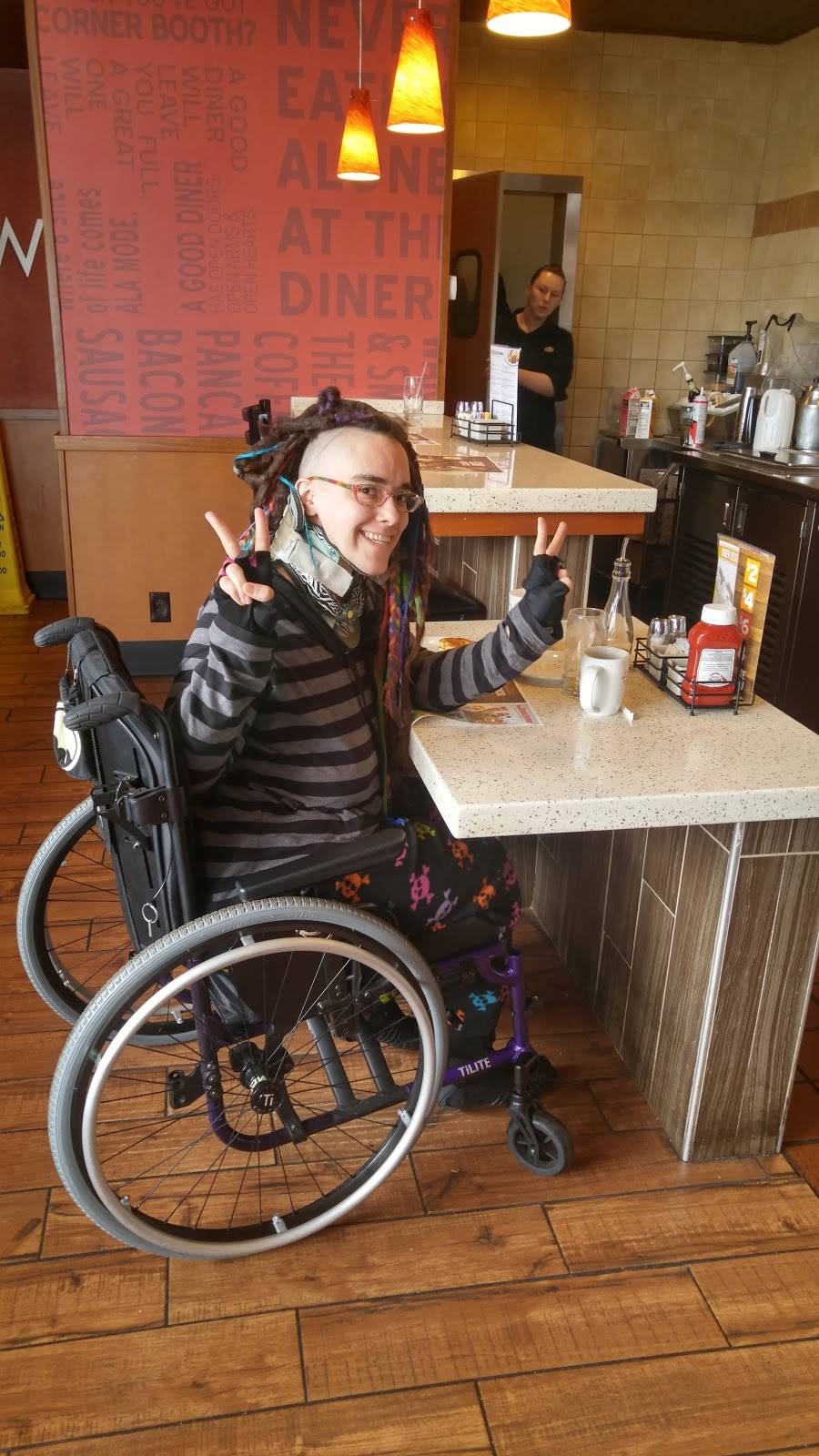 Dennys | restaurant | 4785 Beckley Rd, Battle Creek, MI 49015, USA | 2699791402 OR +1 269-979-1402