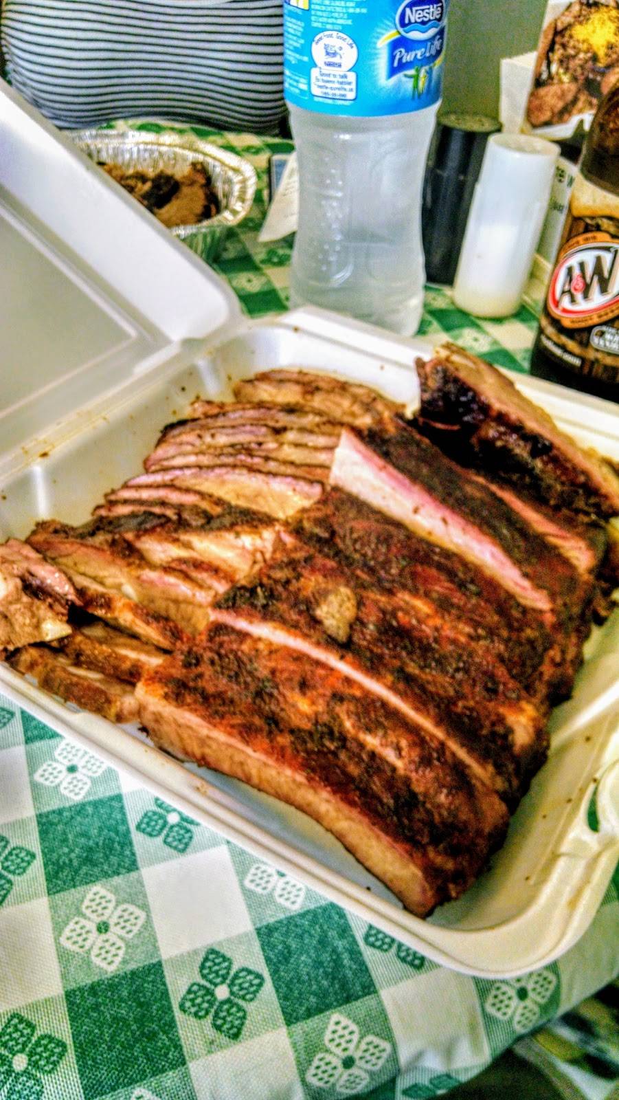 Fainmous BBQ | restaurant | 10400 S Post Oak Rd ste e, Houston, TX 77035, USA | 7137289663 OR +1 713-728-9663