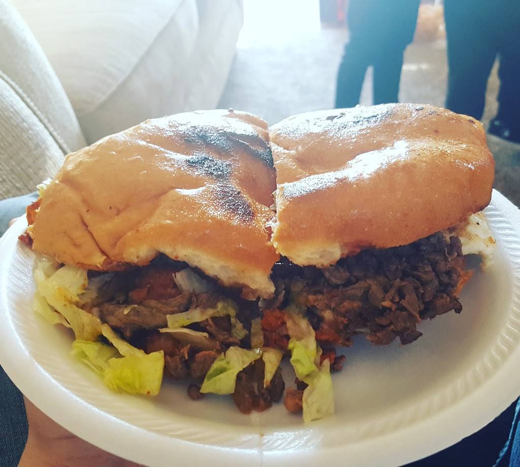 La Pasadita | restaurant | 1041 IN-62, Charlestown, IN 47111, USA | 8122567918 OR +1 812-256-7918