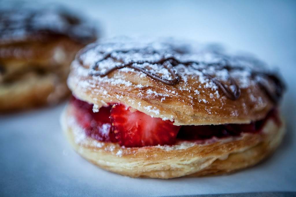 Spudnuts Donuts | bakery | 5718 Hollister Ave, Goleta, CA 93117, USA | 8058451888 OR +1 805-845-1888