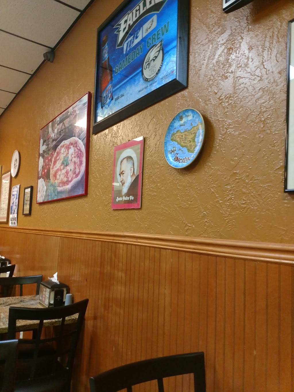 La Bella Italia Restaurant | restaurant | 445 N Queen St, Littlestown, PA 17340, USA | 7173598889 OR +1 717-359-8889