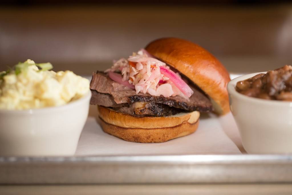 Baobab BBQ | restaurant | 2301 W Foster Ave, Chicago, IL 60625, USA | 8728888922 OR +1 872-888-8922