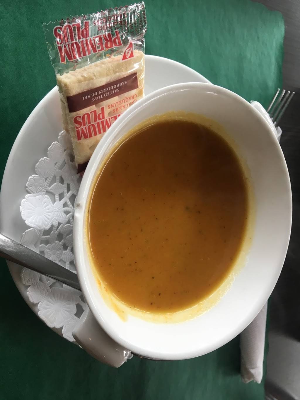 Restaurant Citron Vert | restaurant | 5460 Rue Papineau, Lac-Mégantic, QC G6B 0E1, Canada | 8195831778 OR +1 819-583-1778