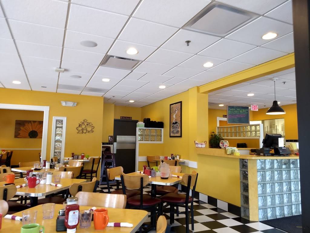 Pattis Sunrise Café | cafe | 78 Burr Ridge Pkwy, Burr Ridge, IL 60527, USA | 6304555504 OR +1 630-455-5504