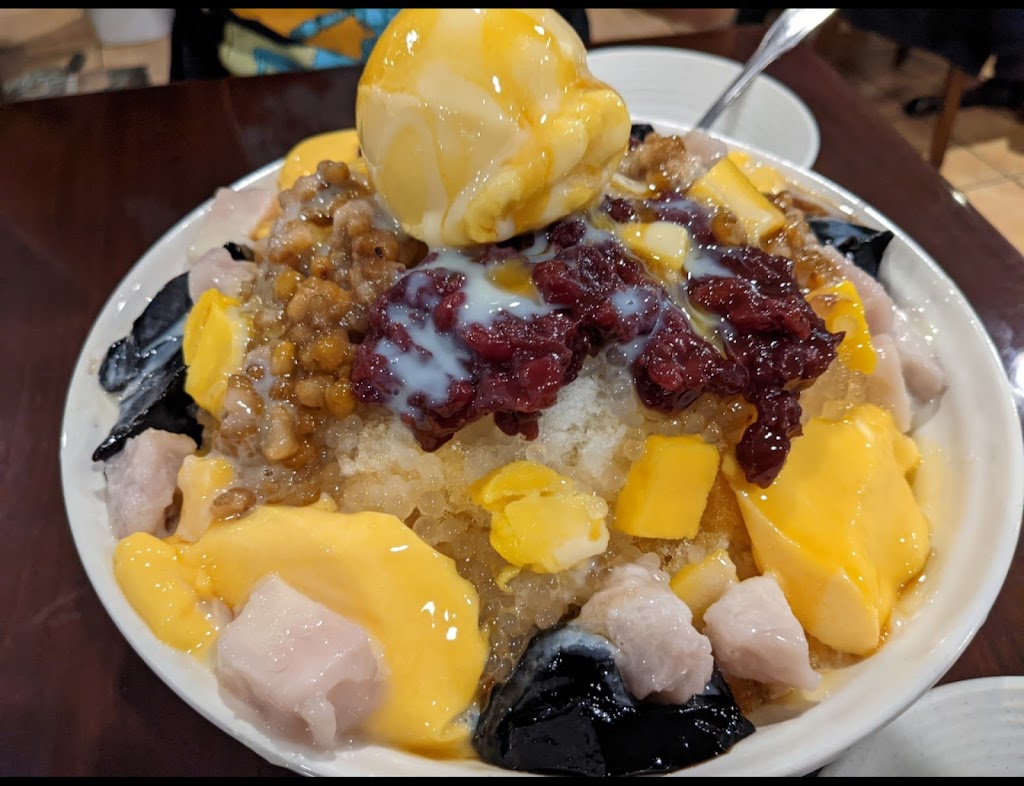 Dolphin Bay | restaurant | 72 Brighton Ave, Allston, MA 02134, USA | 6175621668 OR +1 617-562-1668