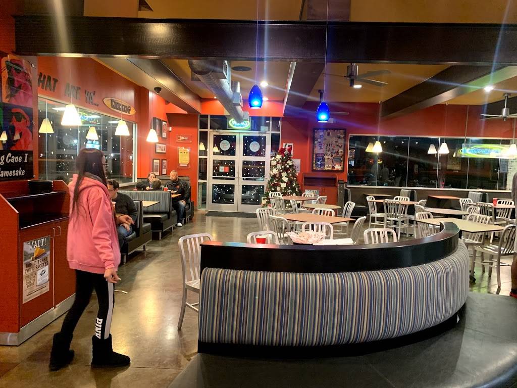 Raising Canes Chicken Fingers | meal takeaway | 202 E Layfair Dr, Flowood, MS 39232, USA | 6019339713 OR +1 601-933-9713