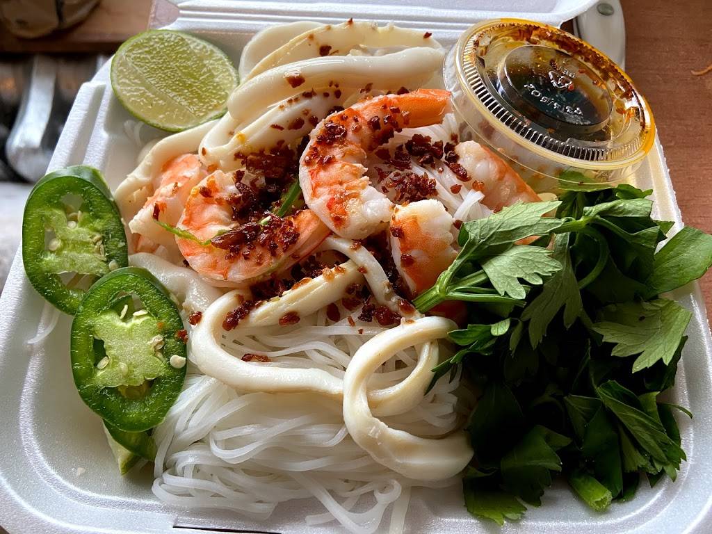 4 Seasons | restaurant | 4755 S Ashland Ave, Chicago, IL 60609, USA | 3123126122 OR +1 312-312-6122