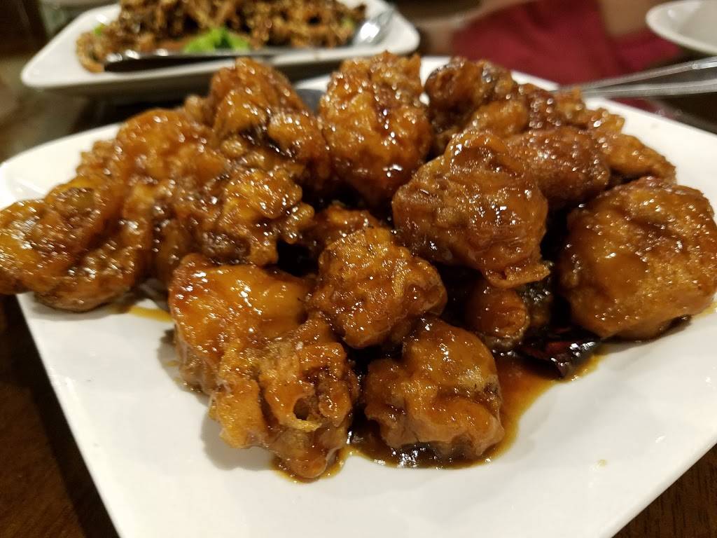 Veggie Paradise | restaurant | 5915 Atlantic Dr #1, Mississauga, ON L4W 1S4, Canada | 9053622388 OR +1 905-362-2388