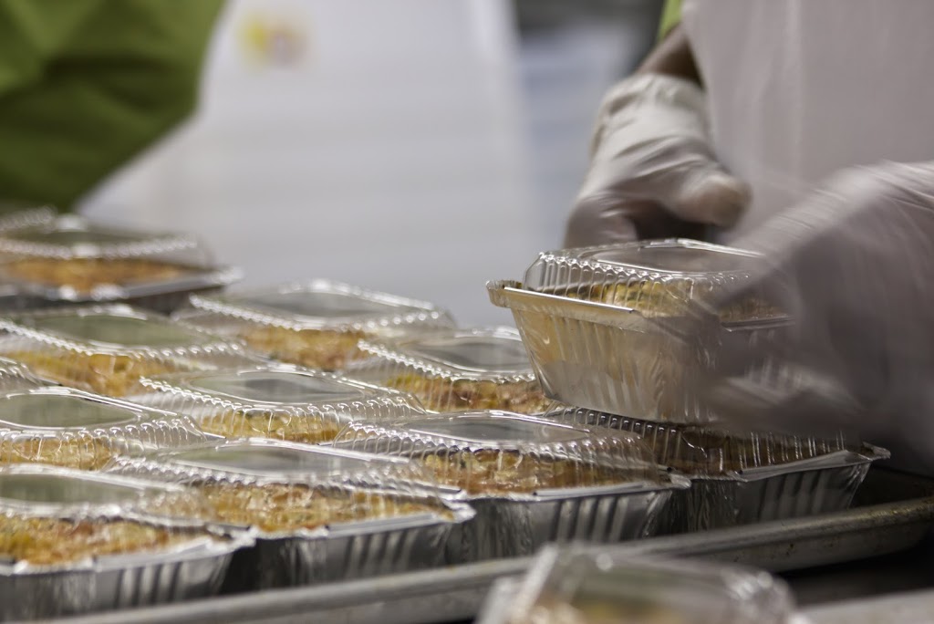 Soul Vegan | restaurant | 3931 S Leavitt St, Chicago, IL 60609, USA | 7734945768 OR +1 773-494-5768