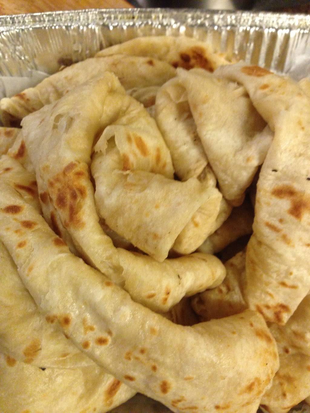 Bobby Bs Roti Shop | restaurant | 1176 Fairfield Ave, Bridgeport, CT 06605, USA | 2035405937 OR +1 203-540-5937