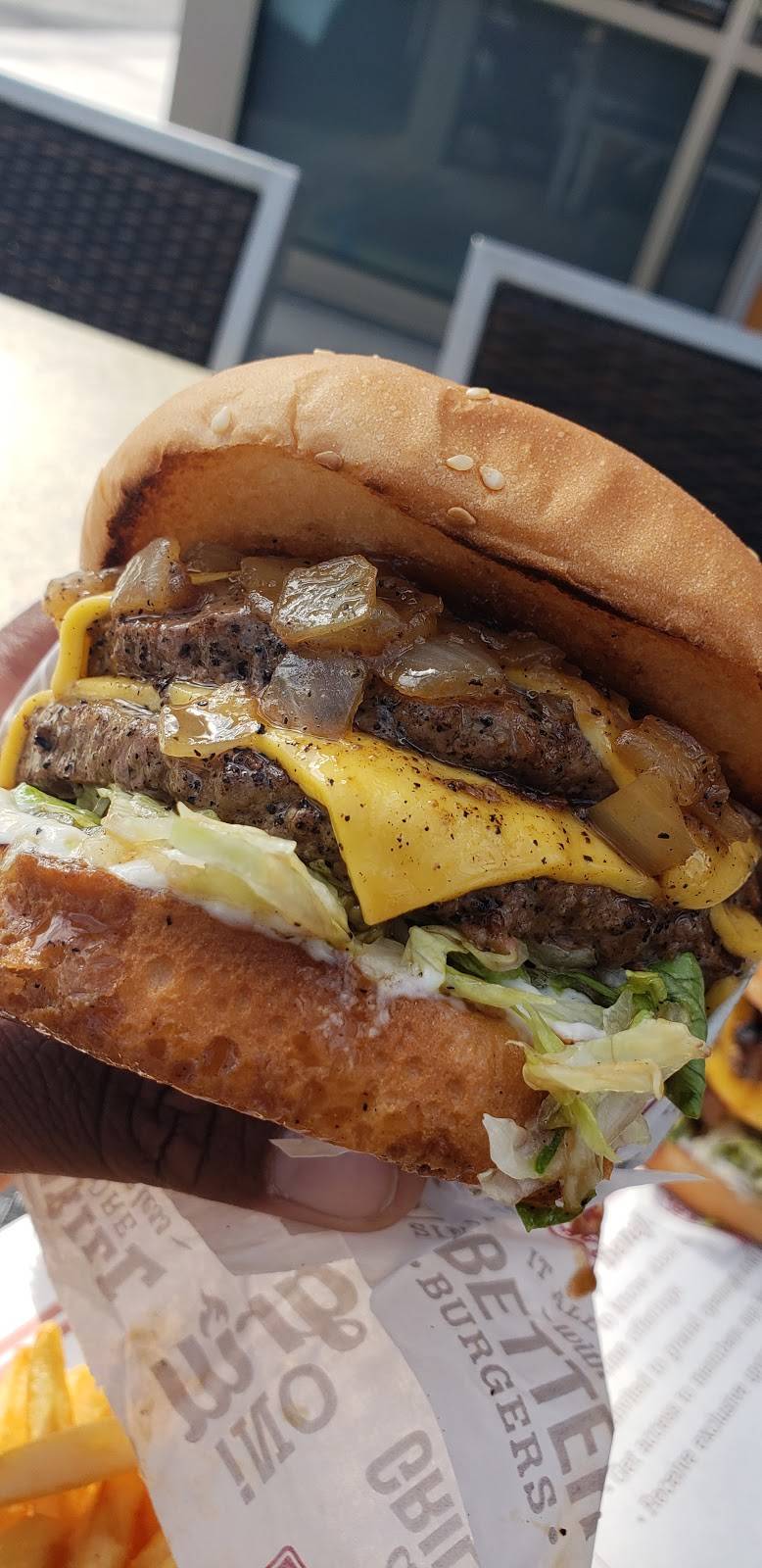 The Habit Burger Grill | restaurant | 3510 Tyler St #100, Riverside, CA 92503, USA | 9516890545 OR +1 951-689-0545