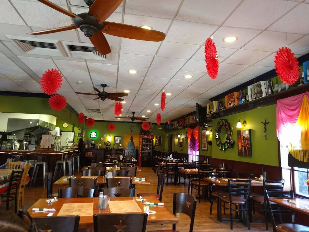 Molé Molé | restaurant | 357 Hooker Ave, Poughkeepsie, NY 12603, USA | 8454522850 OR +1 845-452-2850