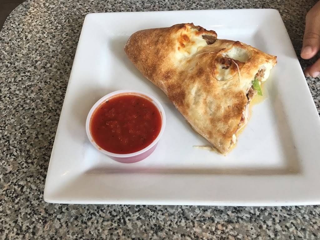 J & S New York Pizza | restaurant | 500 Broad St, Fuquay-Varina, NC 27526, USA | 9195576921 OR +1 919-557-6921