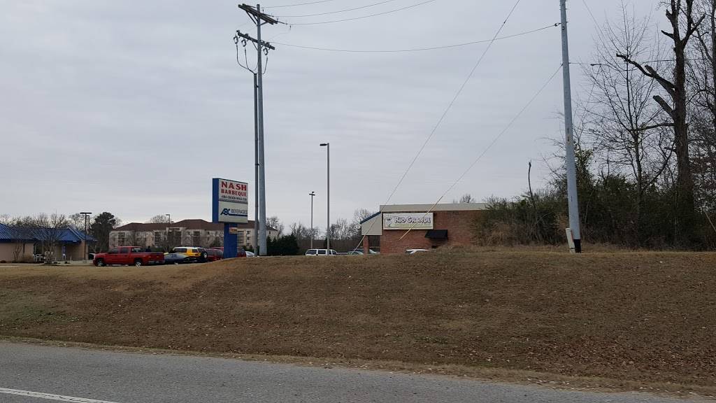 Nash BBQ | restaurant | 1203 Courtyard Cir, Decatur, AL 35603, USA | 2562600512 OR +1 256-260-0512