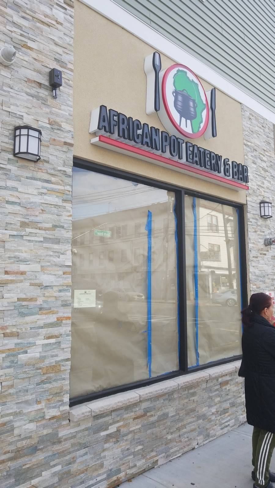 African Pot Eatery & Bar | restaurant | 564 S Broad St, Elizabeth, NJ 07202, USA | 9086628844 OR +1 908-662-8844