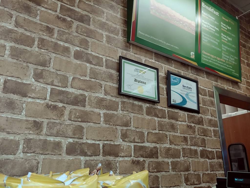 Shakers Drive-Thru | restaurant | 6705, 750 E Hathaway Ave, Bronson, FL 32621, USA | 3524861070 OR +1 352-486-1070