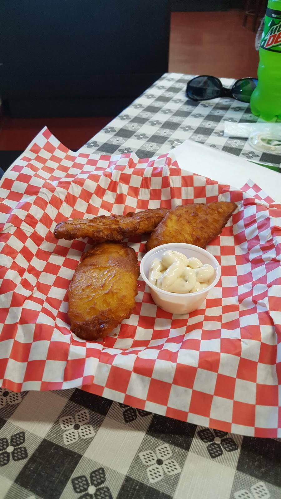 Creek N Rail Cafe | restaurant | 105 Jefferson St, Spraggs, PA 15362, USA | 3044328444 OR +1 304-432-8444