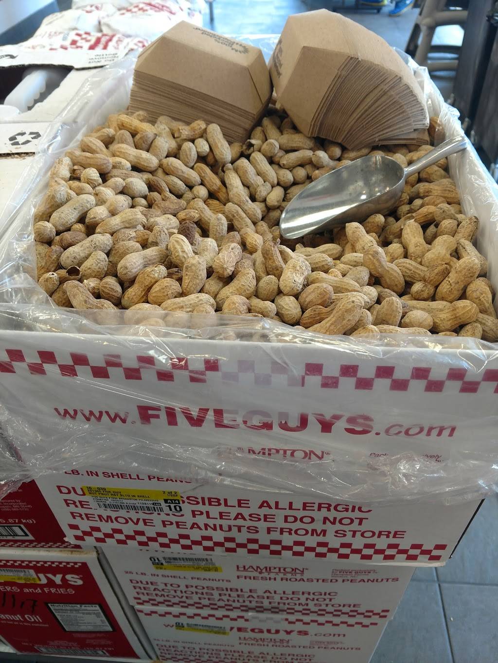 Five Guys | meal takeaway | 2750 E Bidwell St, Folsom, CA 95630, USA | 9164690001 OR +1 916-469-0001