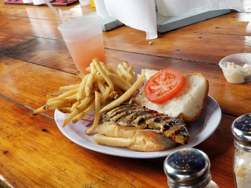 Braccos | restaurant | 319 Woodcleft Ave, Freeport, NY 11520, USA | 5163786589 OR +1 516-378-6589