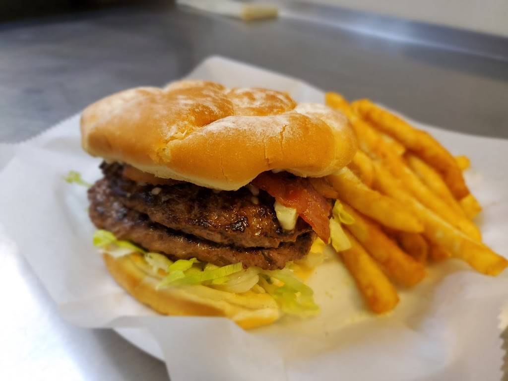 Burgers Wings & Things | restaurant | 320 W 5th Ave, Anchorage, AK 99501, USA | 9078683970 OR +1 907-868-3970