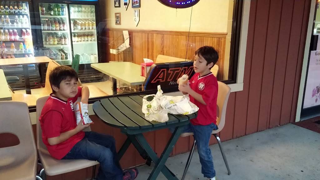 Mr Macs Canteen | restaurant | 838 Main St C, Monroe, CT 06468, USA | 2034599595 OR +1 203-459-9595