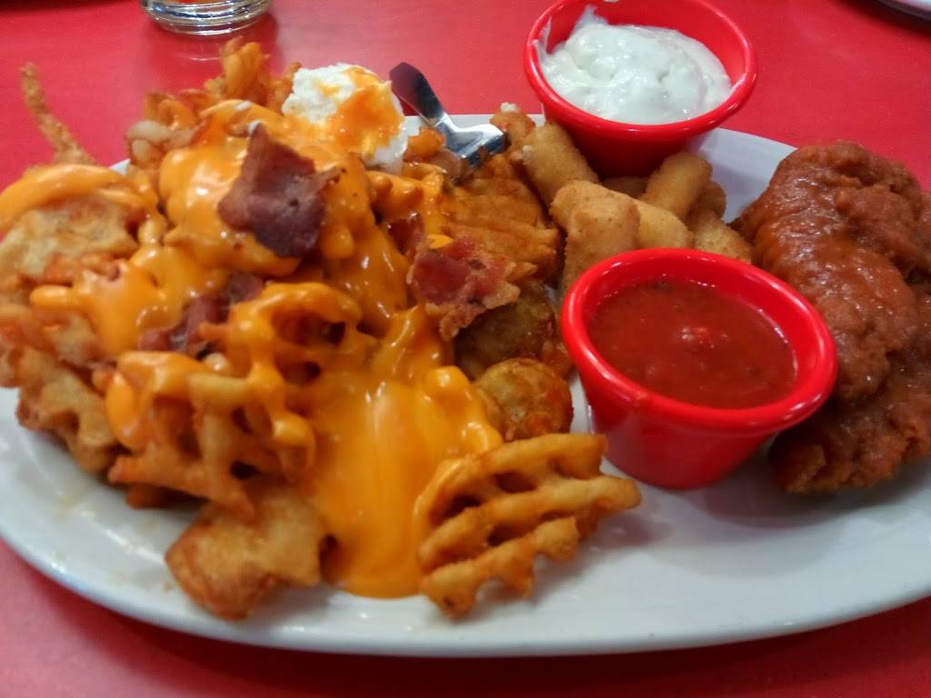 Friendlys | restaurant | 748 Grand Army of the Republic Hwy, Swansea, MA 02777, USA | 5086769694 OR +1 508-676-9694