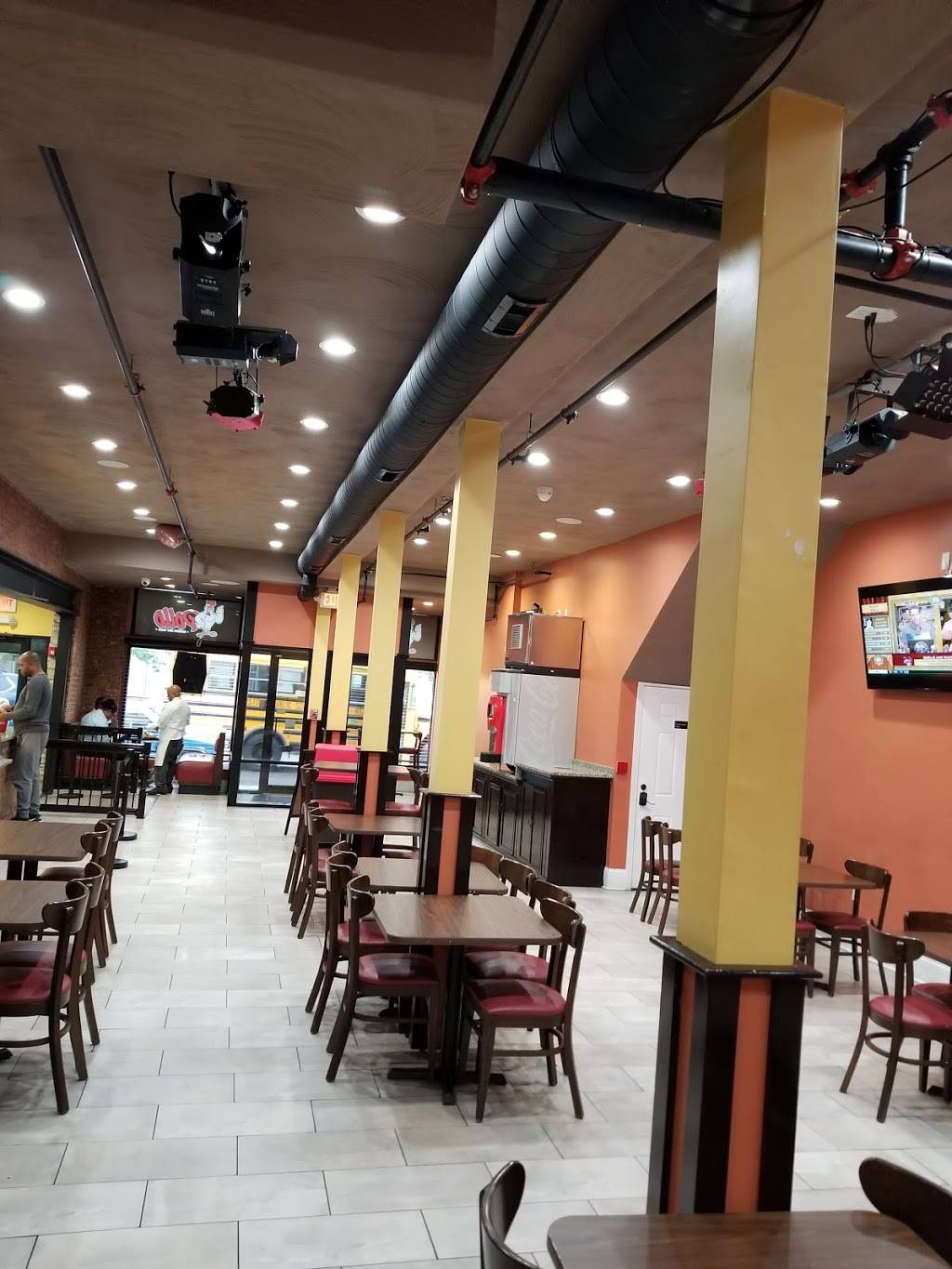 Pollo lounge and grill | restaurant | 225a Bowdoin St, Boston, MA 02125, USA | 8572713649 OR +1 857-271-3649