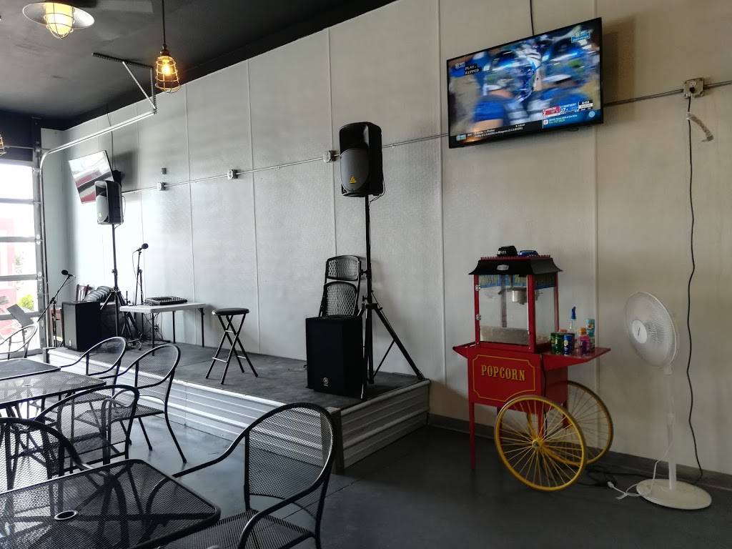 Core Brewing & Distilling Company | restaurant | 2470 Lowell Rd, Springdale, AR 72764, USA | 4793724300 OR +1 479-372-4300