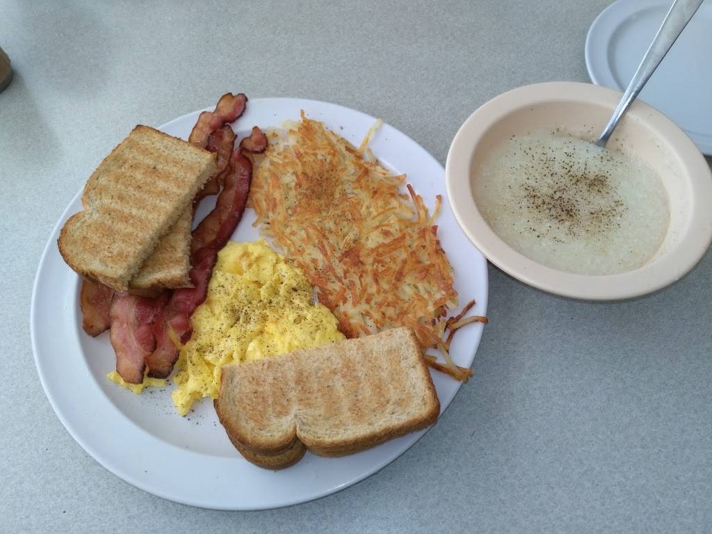 Hannahs Family Diner | restaurant | 968 Reed Canal Rd, South Daytona, FL 32119, USA | 3862564918 OR +1 386-256-4918