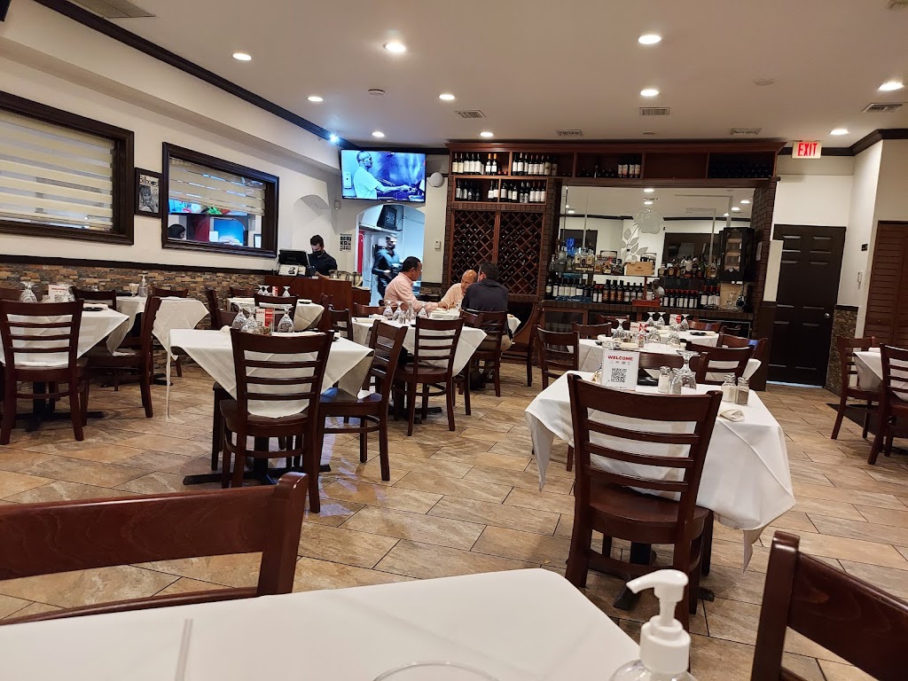 La Rosa Fine Cuban Cuisine | meal takeaway | 4041 NW 7th St, Miami, FL 33126, United States | 3055411715 OR +1 305-541-1715