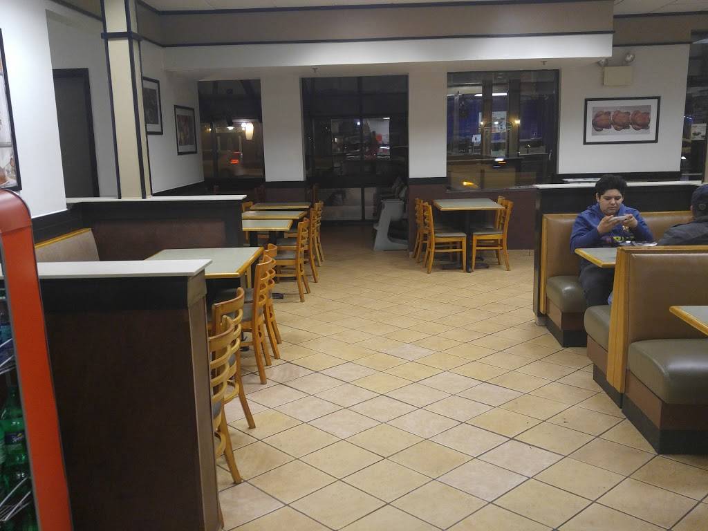 Boston Market | restaurant | 3020 N Ashland Ave, Chicago, IL 60657, USA | 7735290071 OR +1 773-529-0071