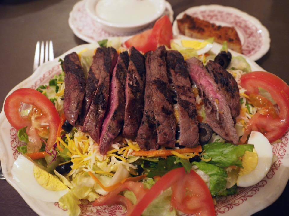 Backwoods Inn | restaurant | 17846 Sierra Hwy, Canyon Country, CA 91351, USA | 6612525522 OR +1 661-252-5522