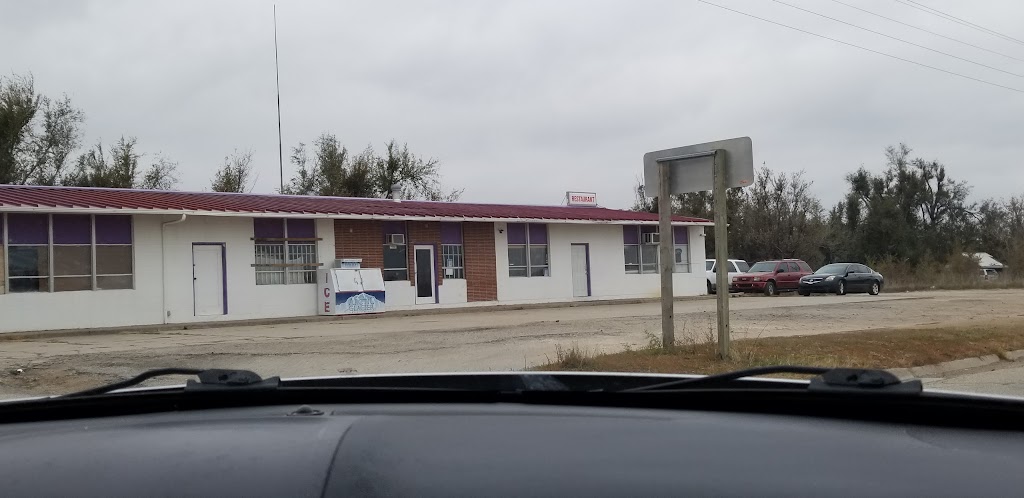 Tapias Mexican Restaurant | restaurant | 105 Larned St, Belpre, KS 67519, USA | 6209953320 OR +1 620-995-3320