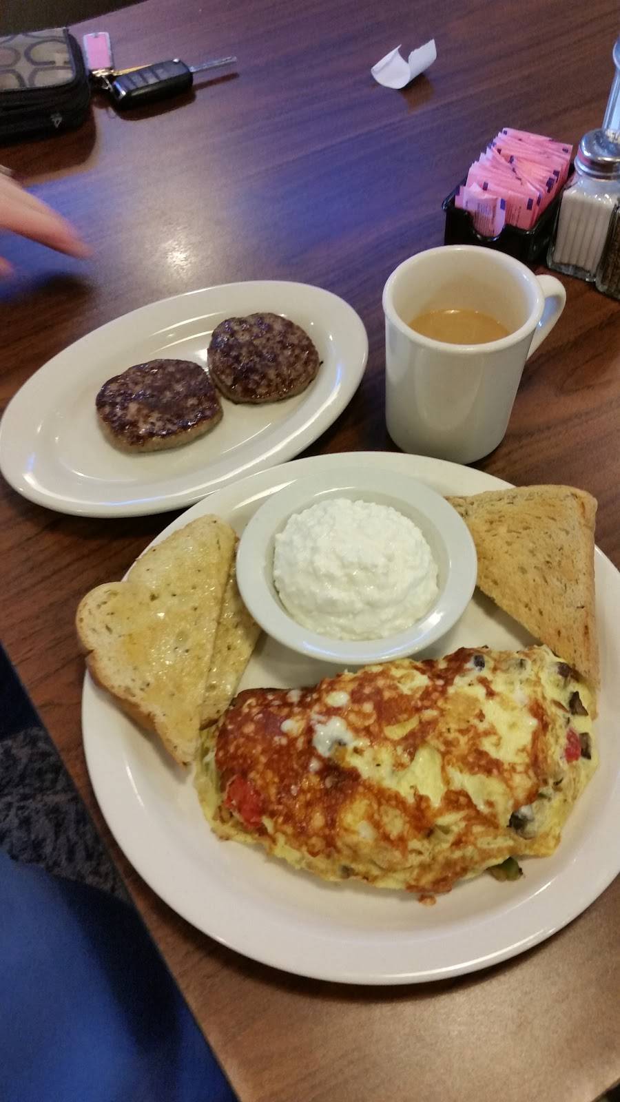 The Holiday House Restaurant Top Rated Breakfast Lunch & Dinner | restaurant | 1908 US-19, Holiday, FL 34690, USA | 7279352623 OR +1 727-935-2623