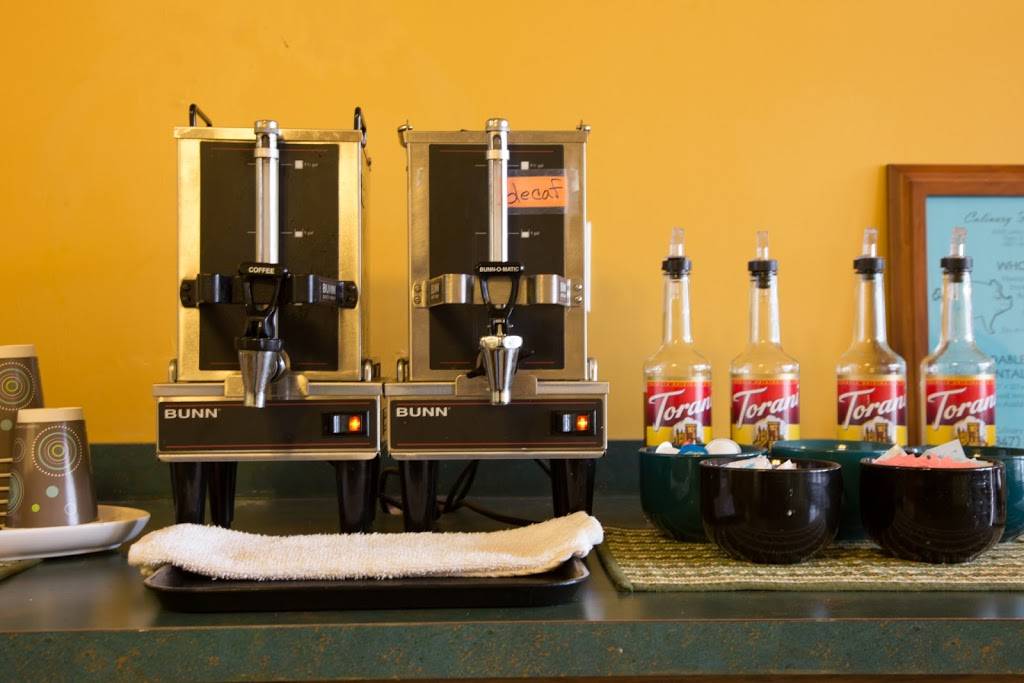 Culinary Fox Cafe & Catering | cafe | 2090 Larkin Ave, Elgin, IL 60123, USA | 8476953663 OR +1 847-695-3663