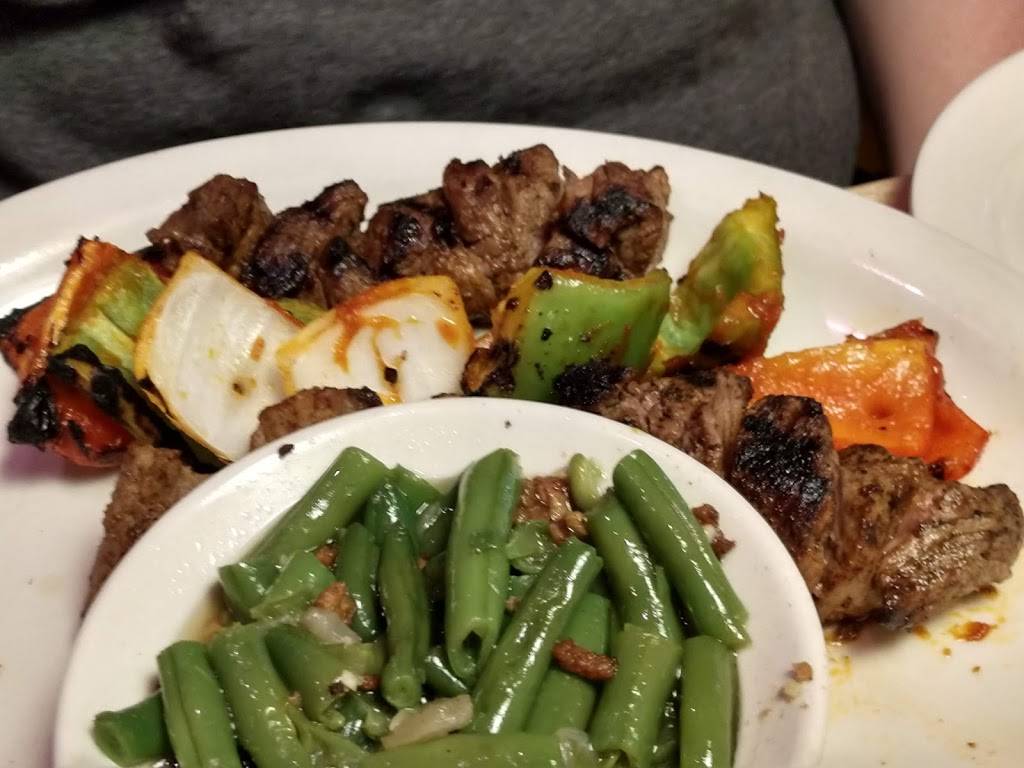 Texas Roadhouse | restaurant | 845 Wacker Dr, Dubuque, IA 52002, USA | 5635820760 OR +1 563-582-0760