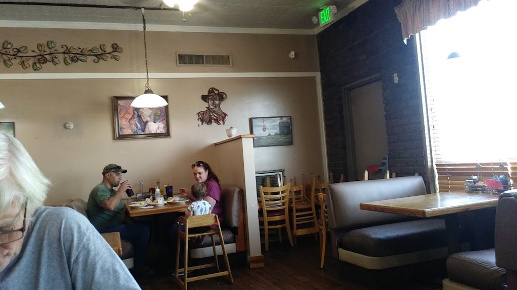 Show Low Cafe | cafe | 480 W Deuce of Clubs, Show Low, AZ 85901, USA | 9288925411 OR +1 928-892-5411
