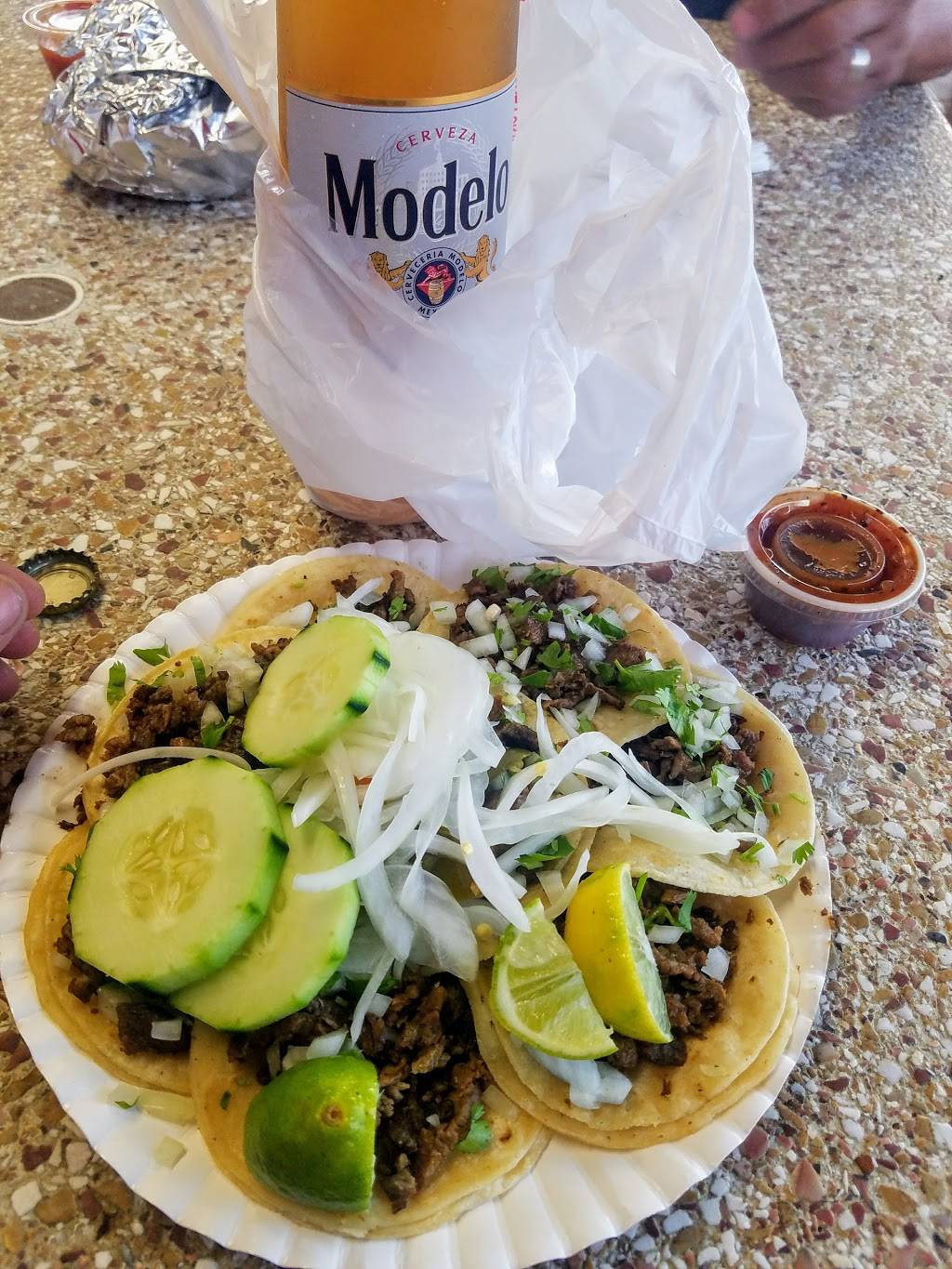 Santa Rita Jalisco Taco Truck | restaurant | 3900 E 1st St, Los Angeles, CA 90063, USA | 3232612738 OR +1 323-261-2738