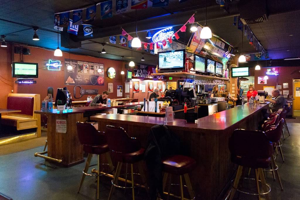 Centennial Steak House and Sports Bar | restaurant | 1300 Mohawk Blvd, Springfield, OR 97477, USA | 5419881324 OR +1 541-988-1324