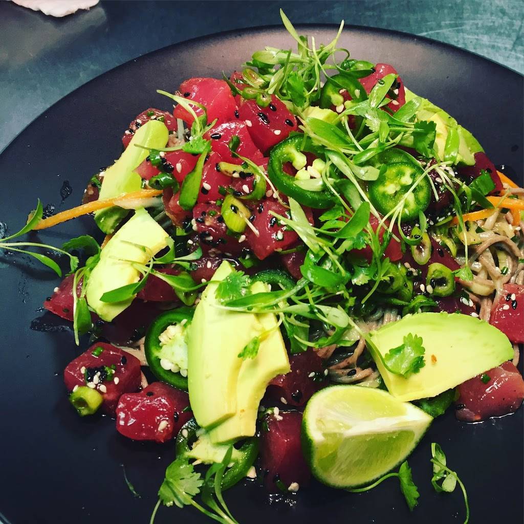 The Lakeview Tavern | restaurant | 290 E Grassy Sprain Rd, Yonkers, NY 10710, USA | 9143372183 OR +1 914-337-2183