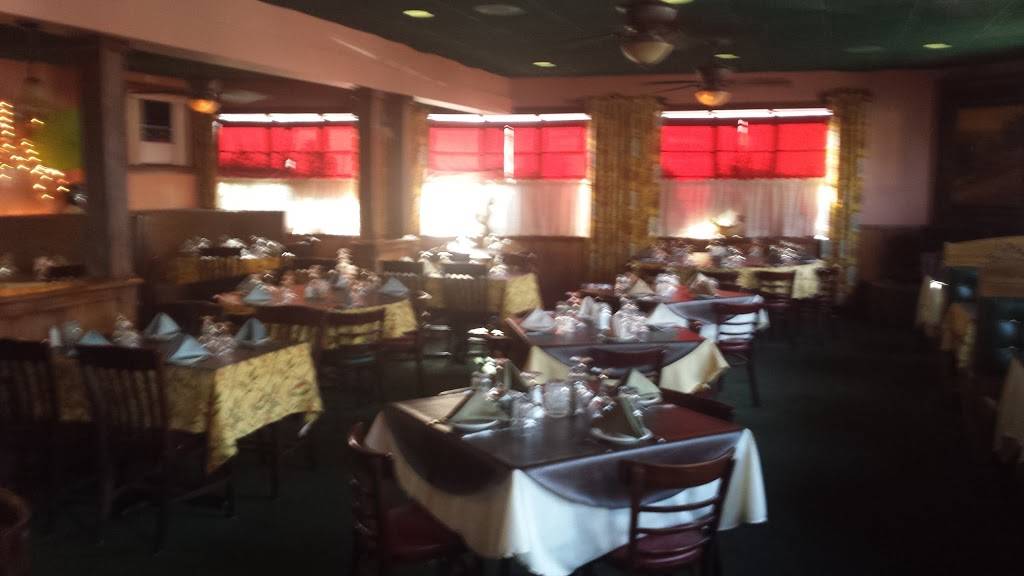 Felixs Family Restaurant | restaurant | 214 Dickinson St, Springfield, MA 01108, USA | 4134592499 OR +1 413-459-2499