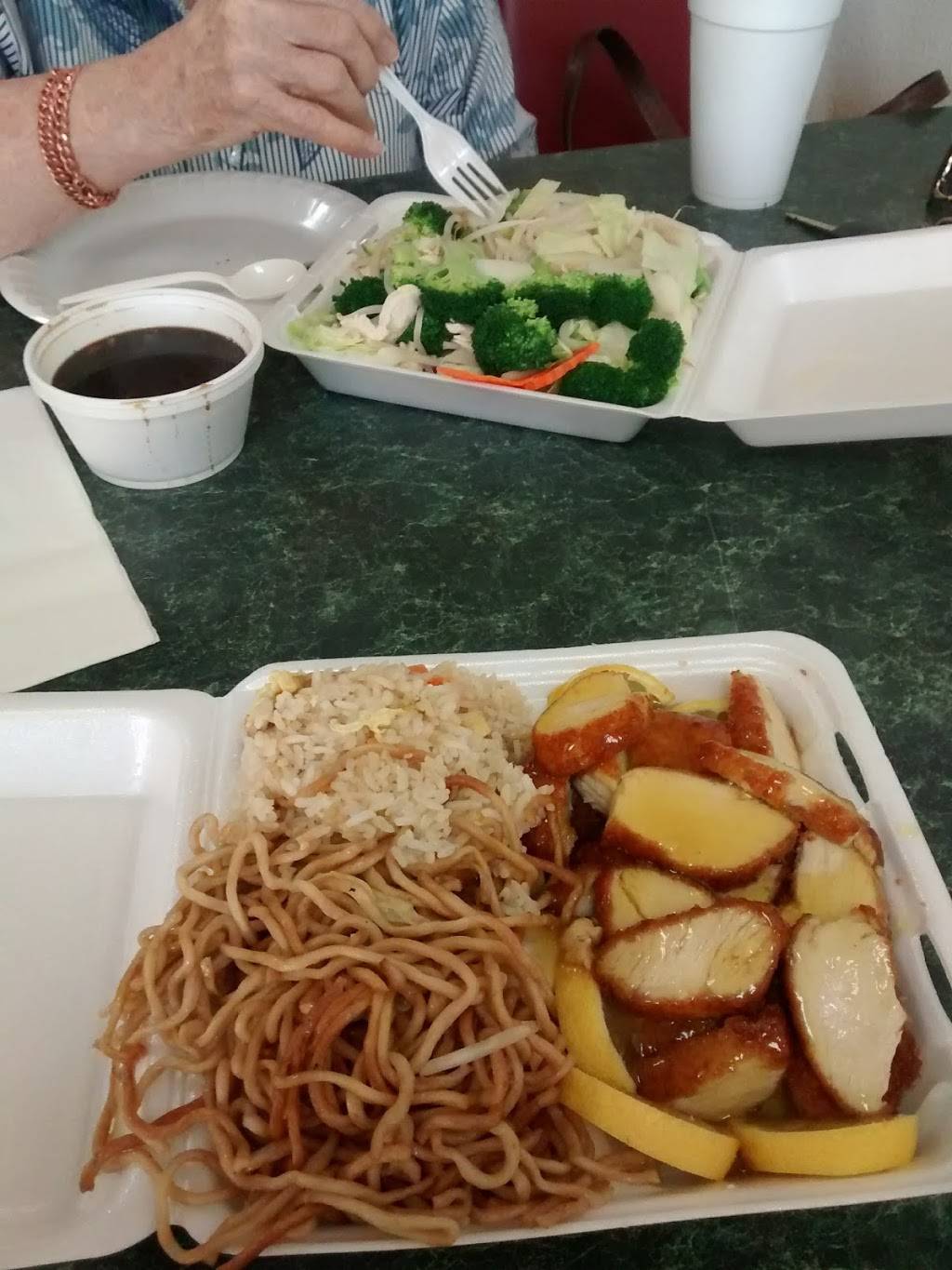 China Town | restaurant | 2220 Herndon Ave #106, Clovis, CA 93611, USA | 5593240832 OR +1 559-324-0832