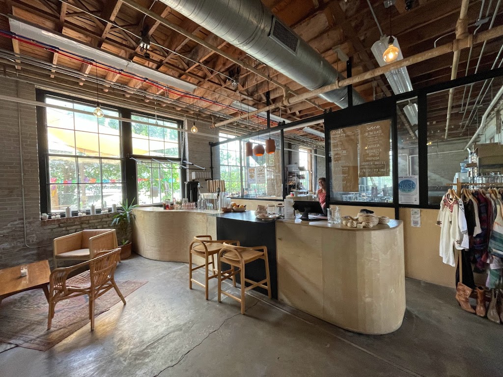 Vista Brewing San Antonio | restaurant | 1333 Buena Vista St STE 107, San Antonio, TX 78207, USA | 5127661842 OR +1 512-766-1842