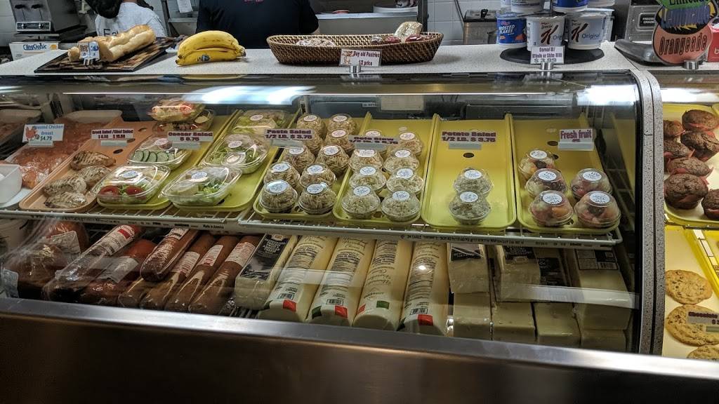 Joes Famous Deli | restaurant | 288 Bridge St, Vail, CO 81657, USA | 9704797580 OR +1 970-479-7580